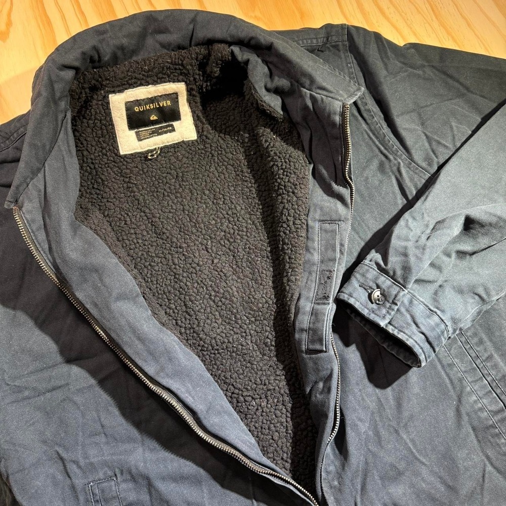 Quiksilver navy blue/black & gray shearling lined Herrington style jacket